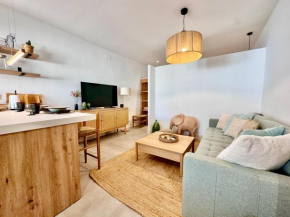 The Cave 408, La Herradura